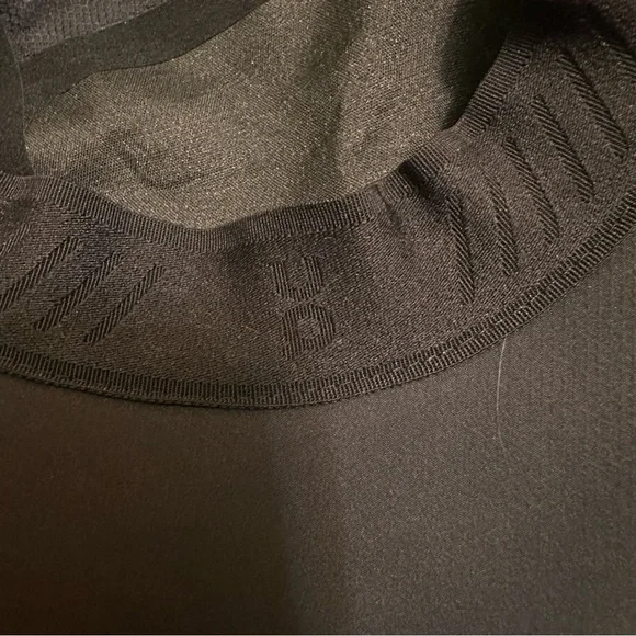 ON Running Lightweight Cap Special Edition - Picture 4 of 4